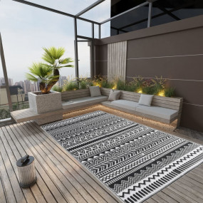 Outdoor Rug Black Polypropylene 55 x 79 in Pattern Outd...
