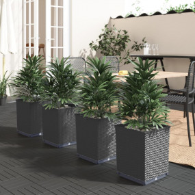 Planter Set of 4 Black Polypropylene Medium Decorative ...