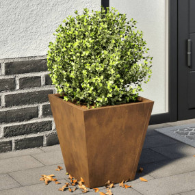 Garden Planter Set of 2 Brown, will develop when rusted