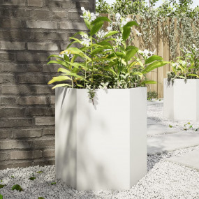 Garden Planter White Steel Big and tall for loads of so...