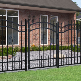 Fence Gate with Spear Top Black 40.6x68.9" Powder-coate...